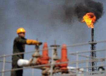 رشد اقتصادی پایدار صنعت نفت در گرو بهینه‌سازی مصرف انرژی