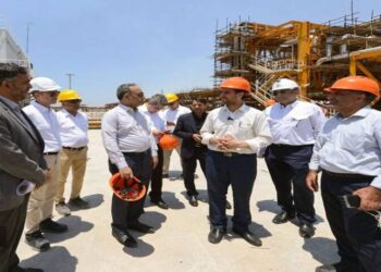 شرکت ملی صنایع پتروشیمی از سرمایه‌گذاران این صنعت حمایت می‌کند