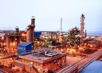 استخدام نیروهای توانمند بومی توسط پتروشیمی شهید تندگویان