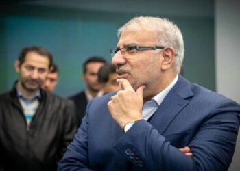 سفر وزیر نفت به آذربایجان شرقی برای بهره‌برداری از ۶ پروژه پالایشی