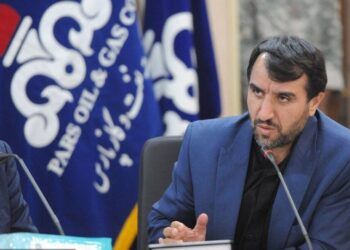 صنعت پتروشیمی باید مسیر توسعه و پیشرفت خود را هموار کند