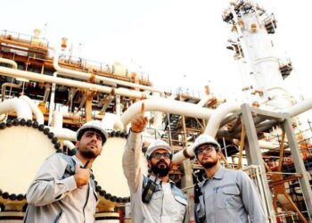 راه‌اندازی بزرگ‌ترین نیروگاه خورشیدی خوزستان توسط شرکت بیدبلند خلیج‌فارس