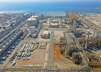 واحد آمونیاک پتروشیمی هنگام به بهره‌برداری رسید