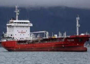 واردات نفت آمریکا به ۳.۱ میلیون بشکه در روز رسید