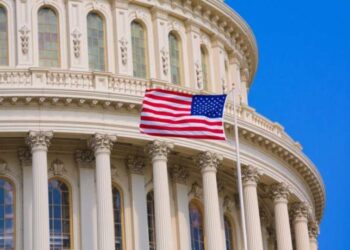 مجلس سنای آمریکا درباره تبانی تولیدکنندگان نفت با اوپک تحقیق می‌کند