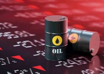  نزولی شدن قیمت نفت در بازار جهانی