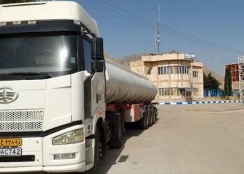 2 محموله خارج از شبکه نفت‌ گاز در منطقه ایلام کشف شد