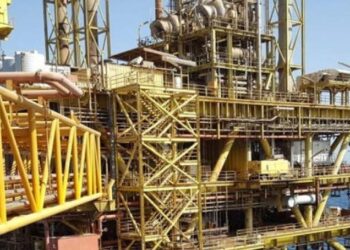 تعمیرات اساسی بزرگترین سکوی نفتی خلیج‌فارس