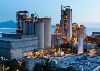 پرداخت ۷۴۰ میلیارد تومان برای اجرا طرح‌های مختلف در شورای راهبردی پتروشیمی‌های