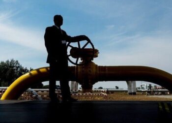 ایران باید به هاب انرژی منطقه تبدیل شود