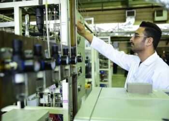 حمایت از برندسازی و سرمایه‌گذاری خطرپذیر تیم‌های دانشگاهی حوزه کاتالیست در مرکز نوآوری