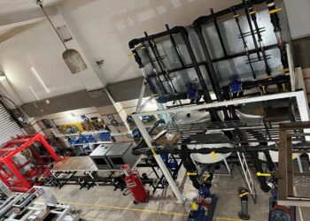 شروع ساخت دستگاه «جریان‌سنج چندفازی» نفت و گاز اروندان