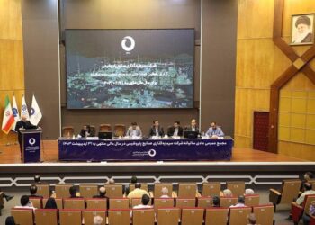 وپترو، در جمع بهترین‌ هلدینگ‌های شستا و تاپیکو در بورس