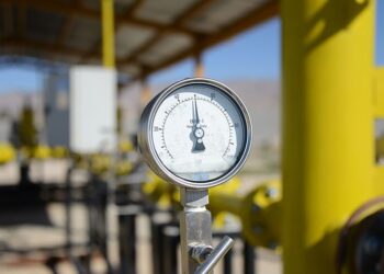 مصرف لجام‌گسیخته انرژی در ایران به روایت آمار