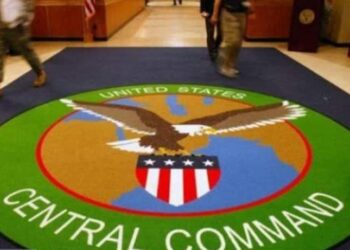 دو نفت‌کش در دریای سرخ هدف قرار گرفت