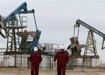 نفت برنت ۷۷ دلار و ۲۴ سنت شد