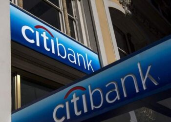 بازارهای جهانی انتظار نفت ۶۰ دلاری را می‌کشند