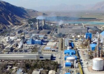 چه چیزی توقف تولید در پتروشیمی کرمانشاه را کنسل کرد؟