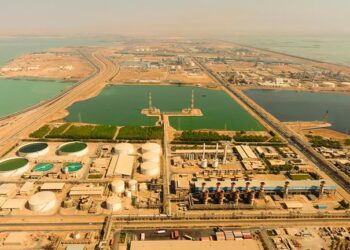 احداث واحد آب‌شیرین‌کن نیم‌میلیون مترمکعبی در فجر انرژی