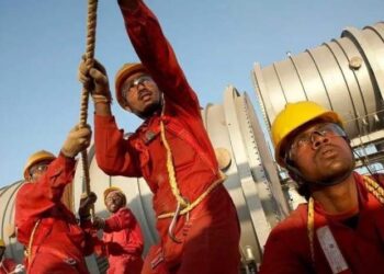 خاموشی ۳۰‌ درصد تولید نفت آمریکا در خلیج مکزیک