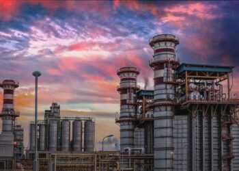 مشکلات آنتن دهی در شرکت دماوند انرژی عسلویه حل شد