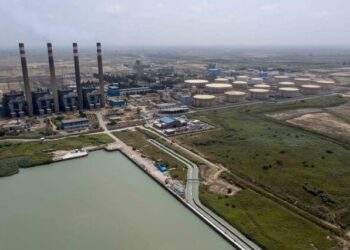 واحد گاز نیروگاه شهیدسلیمی نکا به مدار تولید بازگشت