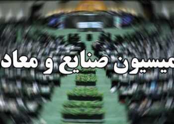 وزیر نفت به کمیسیون صنایع و معدن مجلس رفت