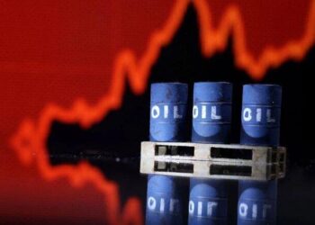 افزایش دلار مانع صعود نفت شد