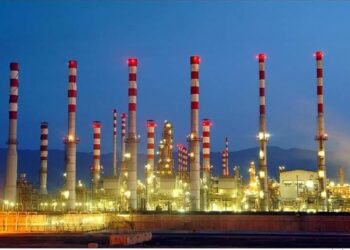 شبندر از تلاطم بازارهای جهانی فرصت ساخت