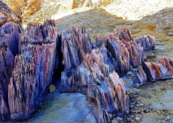 کوه نمک جاشک