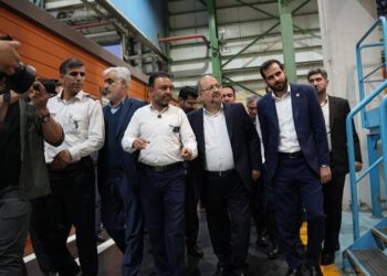 شریعتمداری