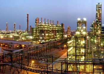 اضافه شدن ۲ استاندارد جدید جهانی به دستاوردهای کیفی پتروشیمی امیرکبیر  