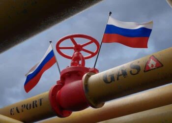 روسیه: آمریکا از توقف صادرات گاز روسیه به اروپا سود می‌برد