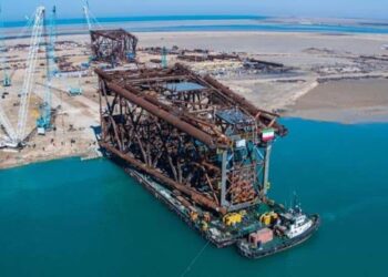 جکت طرح توسعه میدان گازی بلال بارگیری شد