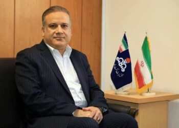 مدیرعامل نفت فلات قاره از منطقه عملیاتی خارک بازدید کرد