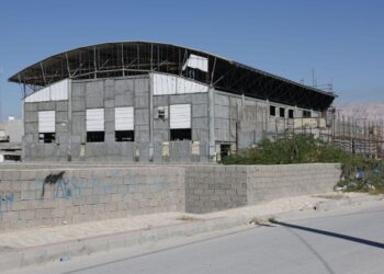 شرکت پلیمر آریاساسول سالن ورزشی هاله تا پایان سال تکمیل می‌کند