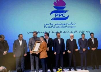 پتروشیمی پردیس در لیست ۱۰۰ شرکت برتر ایران قرار گرفت