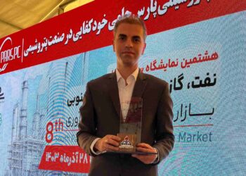 مهندس پتروشیمی جم کارشناس دانشی برتر سال ۱۴۰۲ شد