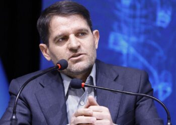 تشکیل کمیته‌های تخصصی برای تأمین خوراک صنعت پتروشیمی