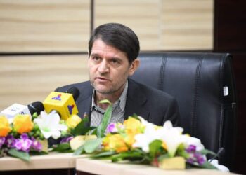 ۱۲ طرح پتروشیمی در شهرستان کنگان اجرایی می‌شود!