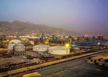 ظرفیت صنعت پتروشیمی ۳۷ میلیون تن افزایش یافت