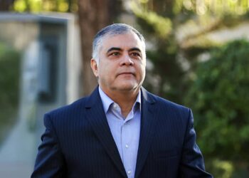 وزیر نفت: سال ۱۴۰۳ را با مخازن نسبتاً خالی شروع کردیم