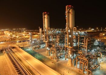 ظرفیت تولید پتروشیمی کرمانشاه دو برابر می‌شود