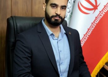 احسان خجسته فرد رئیس روابط عمومی پتروشیمی کارون شد