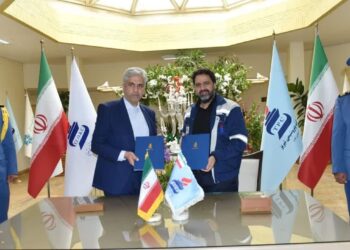 قرارداد مشترك بین پتروشیمی تبریز و پالایش نفت تبریز برای تامین آب صنعتی منعقد شد