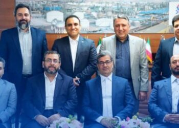 معاونان مالی پتروشیمی جم