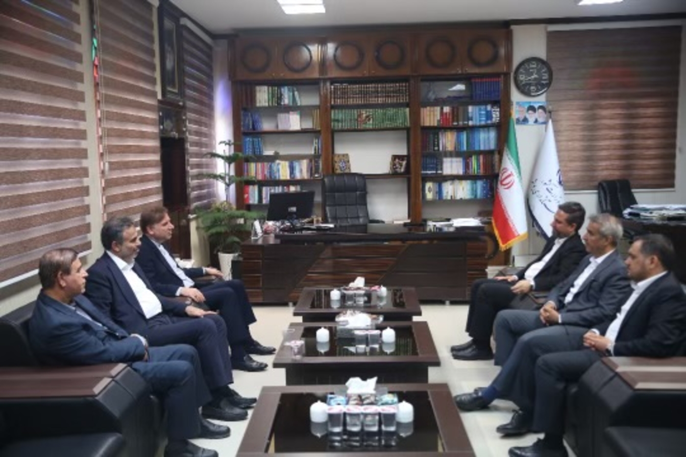 دکتر ارسلان زارع، استاندار بوشهراز تعامل مستمر مدیرعامل شرکت پازارگاد با جامعه محلی و ارتباط شایسته این شرکت با محیط پیرامونی صنعت قدردانی کرد.