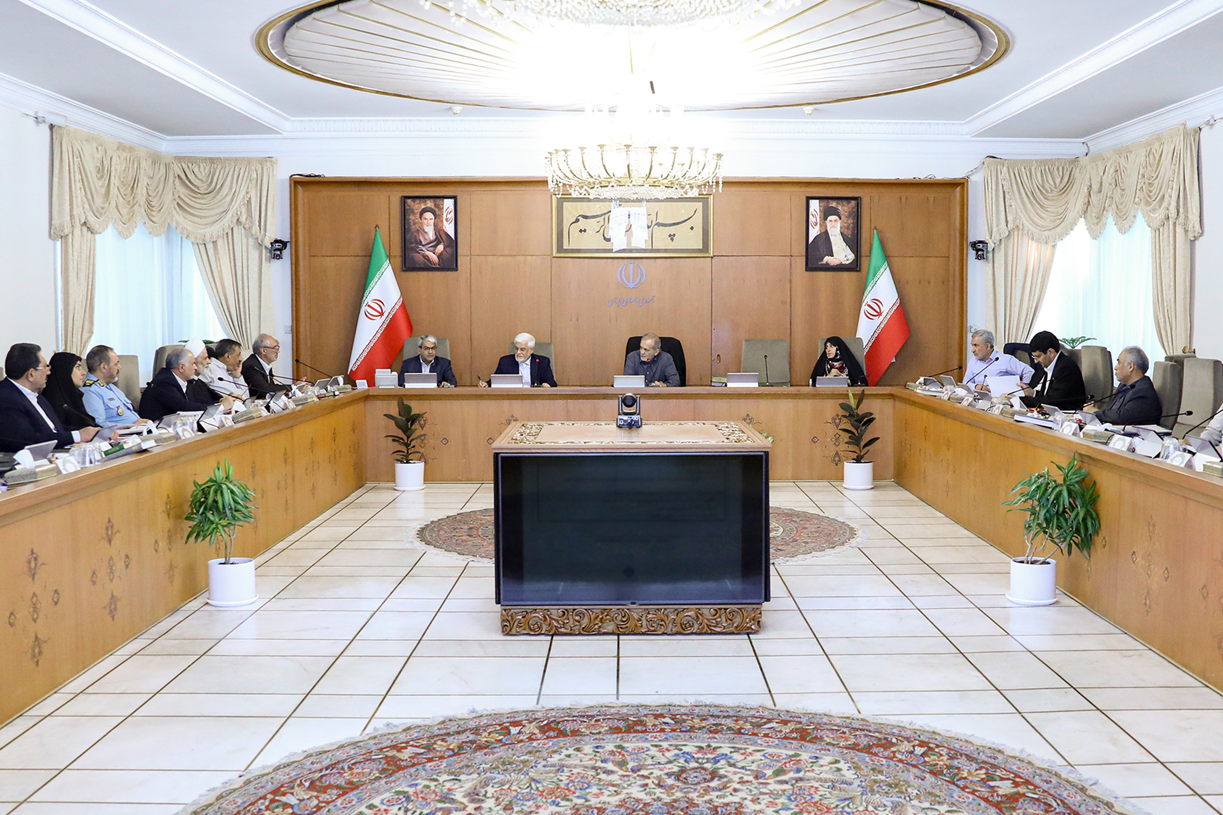جلسه هیئت دولت با حضور دکتر پزشکیان رئیس‌جمهور ایران