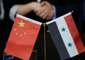 عراق با جذب سرمایه‌گذاری ۸۴۸ میلیون دلاری چین، به دنبال جهش در توسعه ثروت نفتی خود از طریق توسعه میدان نفتی طوبی و اجرای طرح‌های پتروشیمی و پالایشگاهی است.
