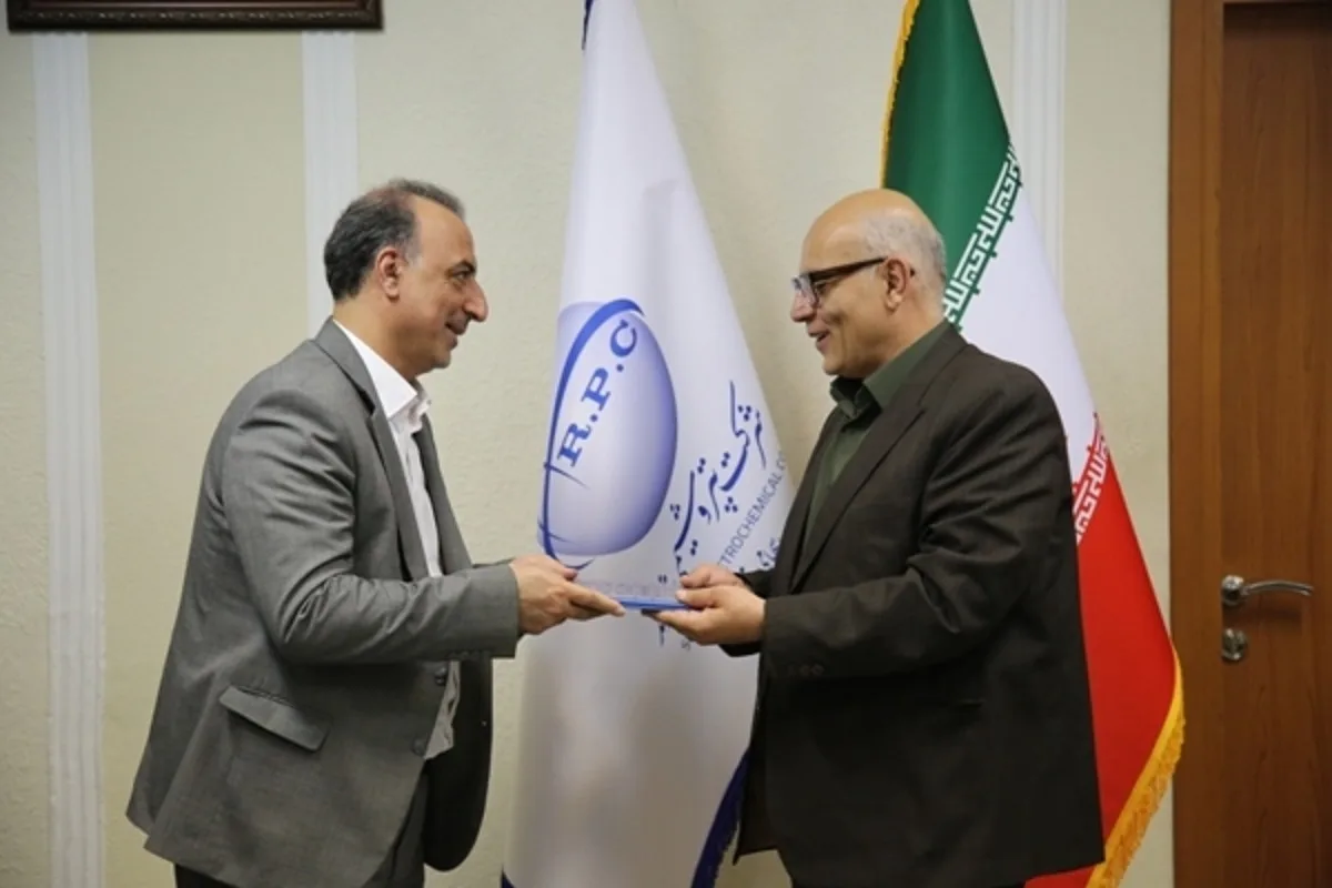 دیدار مدیرکل روابط عمومی استانداری مرکزی با کارکنان روابط عمومی پتروشیمی شازند
